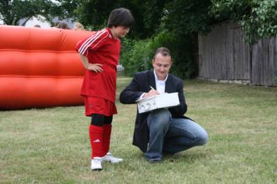 Benjamin Kaiser whrend des Tags des Mdchenfuballs